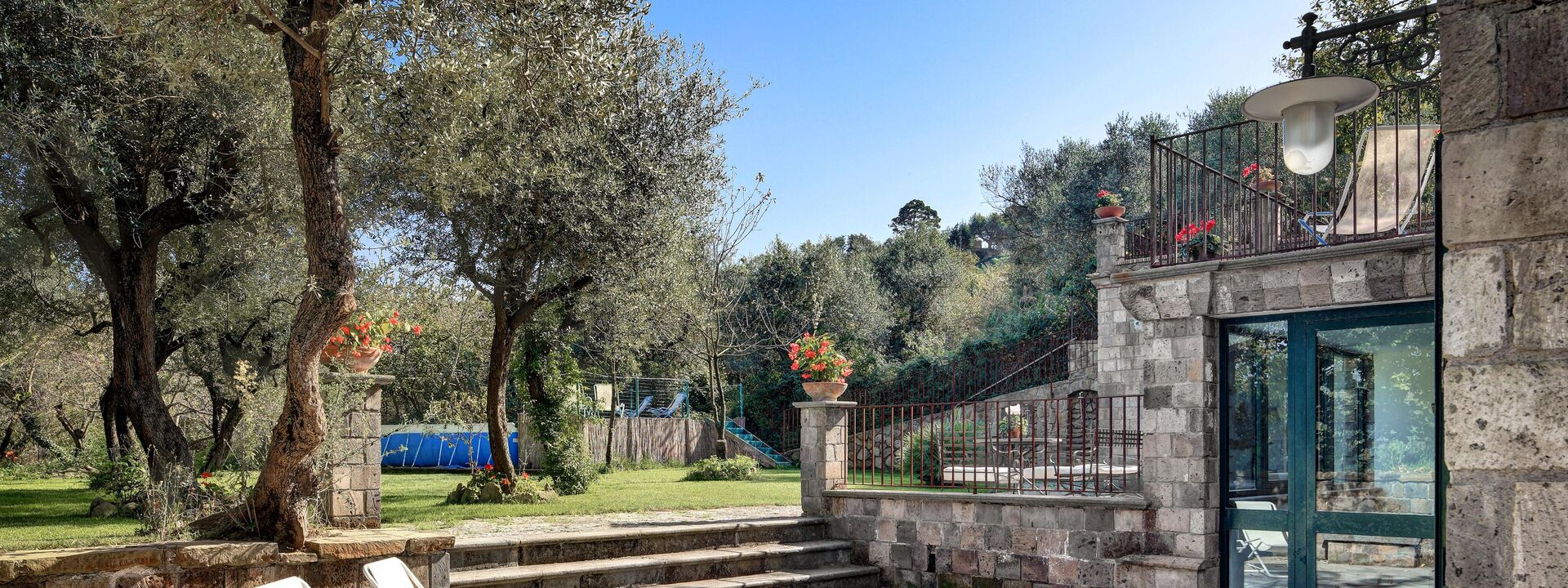 Stony Villa Volcano View: stony-villa-volcano-view-sant-agata-sui-due-golfi-villa-esterno