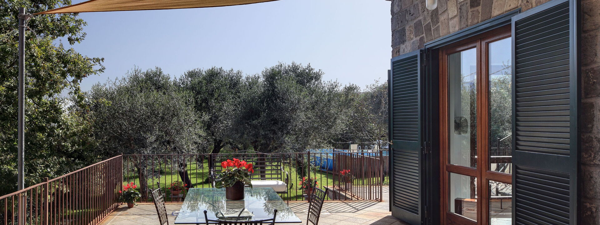 Stony Villa Volcano View: stony-villa-volcano-view-sant-agata-sui-due-golfi-villa-terrazza