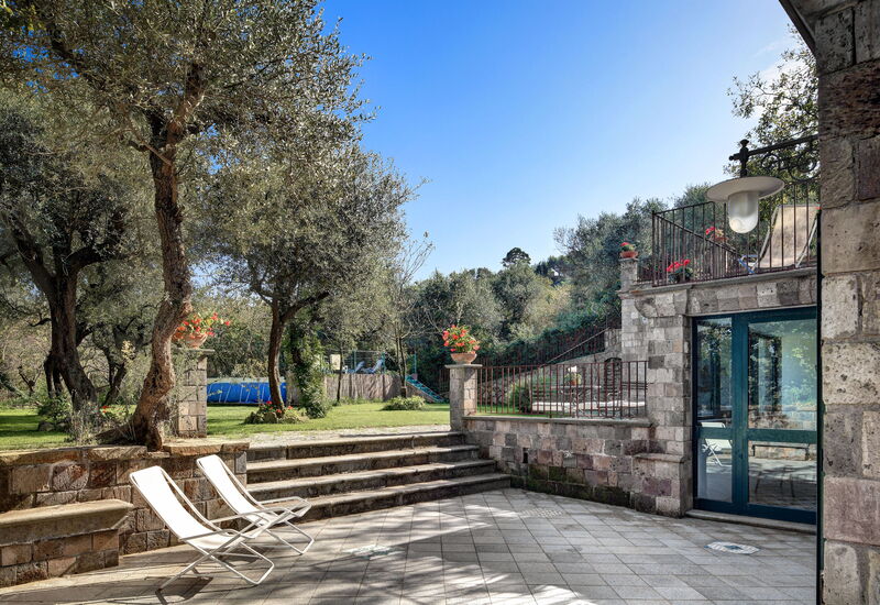 Stony Villa Volcano View: stony-villa-volcano-view-sant-agata-sui-due-golfi-villa-external