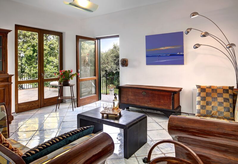 Stony Villa Volcano View: stony-villa-volcano-view-sant-agata-sui-due-golfi-villa-living-room