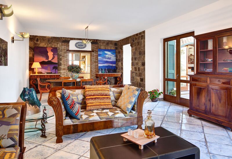 Stony Villa Volcano View: stony-villa-volcano-view-sant-agata-sui-due-golfi-villa-living-room