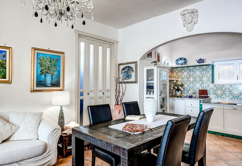 Medusa And The Seahorse Villa: medusa-and-the-seahorse-villa-massa-lubrense-apartment-kitchen