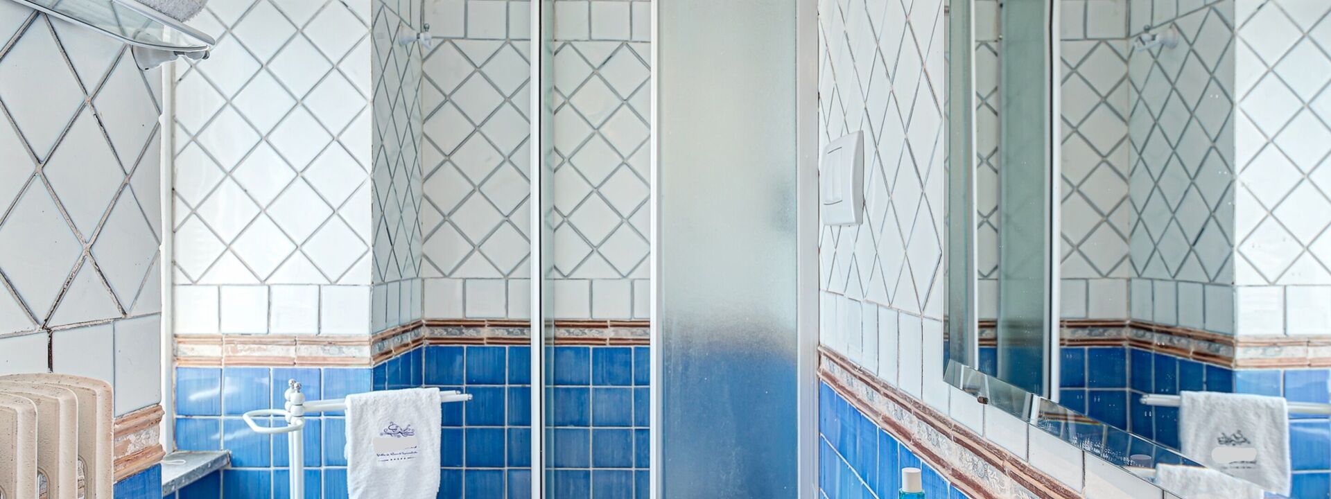 Palazzo Villa Dei Nobili: palazzo-villa-dei-nobili-santa-agata-sui-due-golfi-villa-bagno