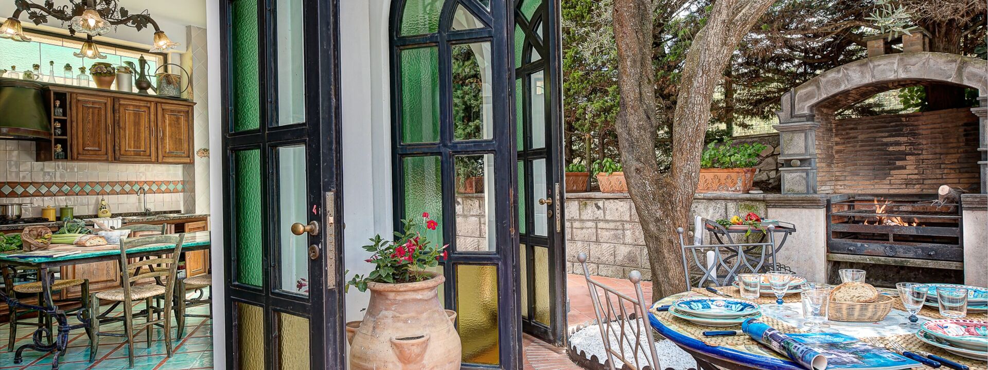 Palazzo Villa Dei Nobili: palazzo-villa-dei-nobili-santa-agata-sui-due-golfi-villa-patio