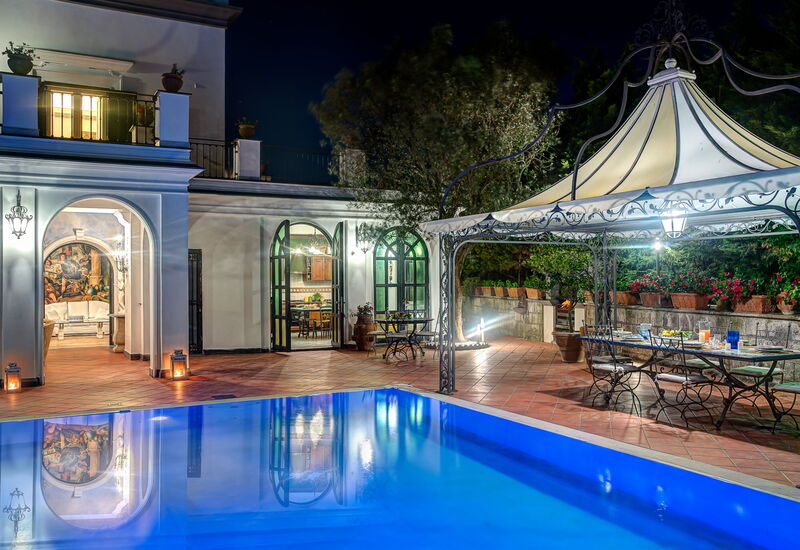 Palazzo Villa Dei Nobili: palazzo-villa-dei-nobili-santa-agata-sui-due-golfi-villa-external