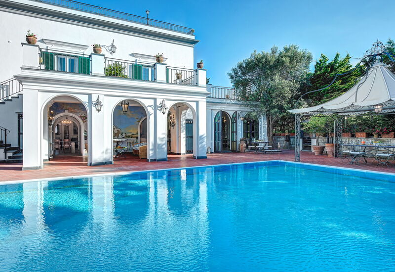 Palazzo Villa Dei Nobili: palazzo-villa-dei-nobili-santa-agata-sui-due-golfi-villa-pool