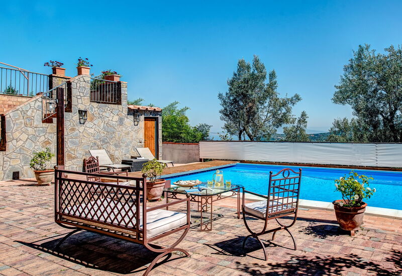 Country Lemonvilla: Autumn, Pool, Spring, Summer