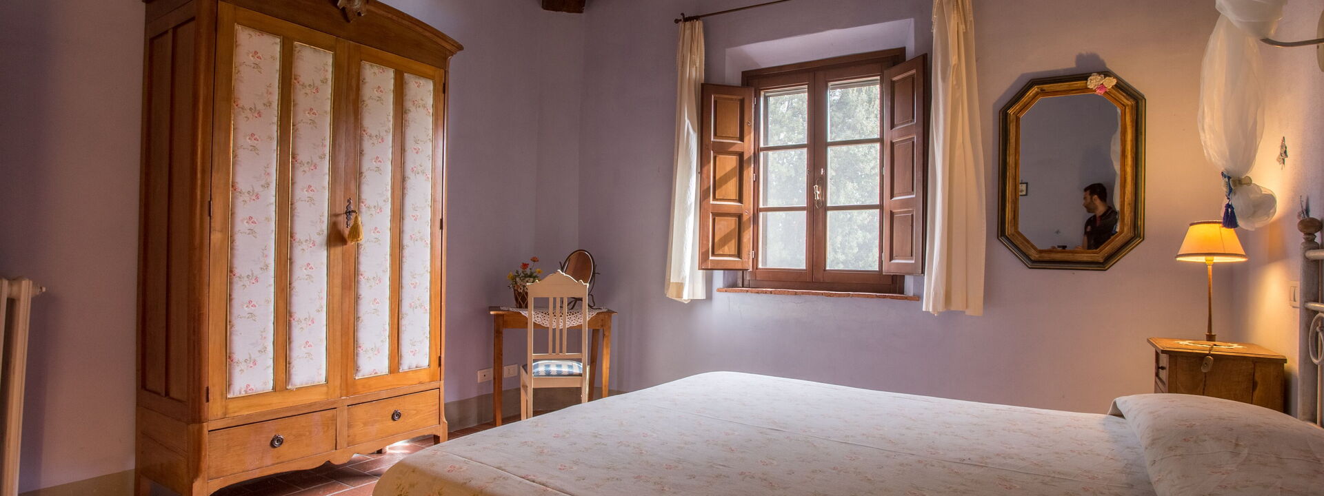 Villa Montelopio: Schlafzimmer