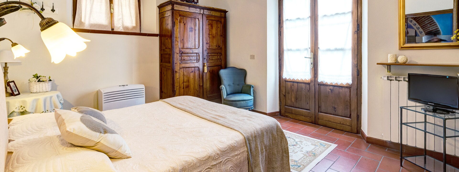 Relais Sogno Dei Fiori: relais-sogno-dei-fiori-fratticiola-cortona-villa-bedroom