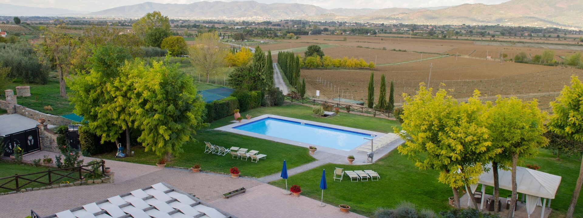 Relais Sogno Dei Fiori: relais-sogno-dei-fiori-fratticiola-cortona-villa-external