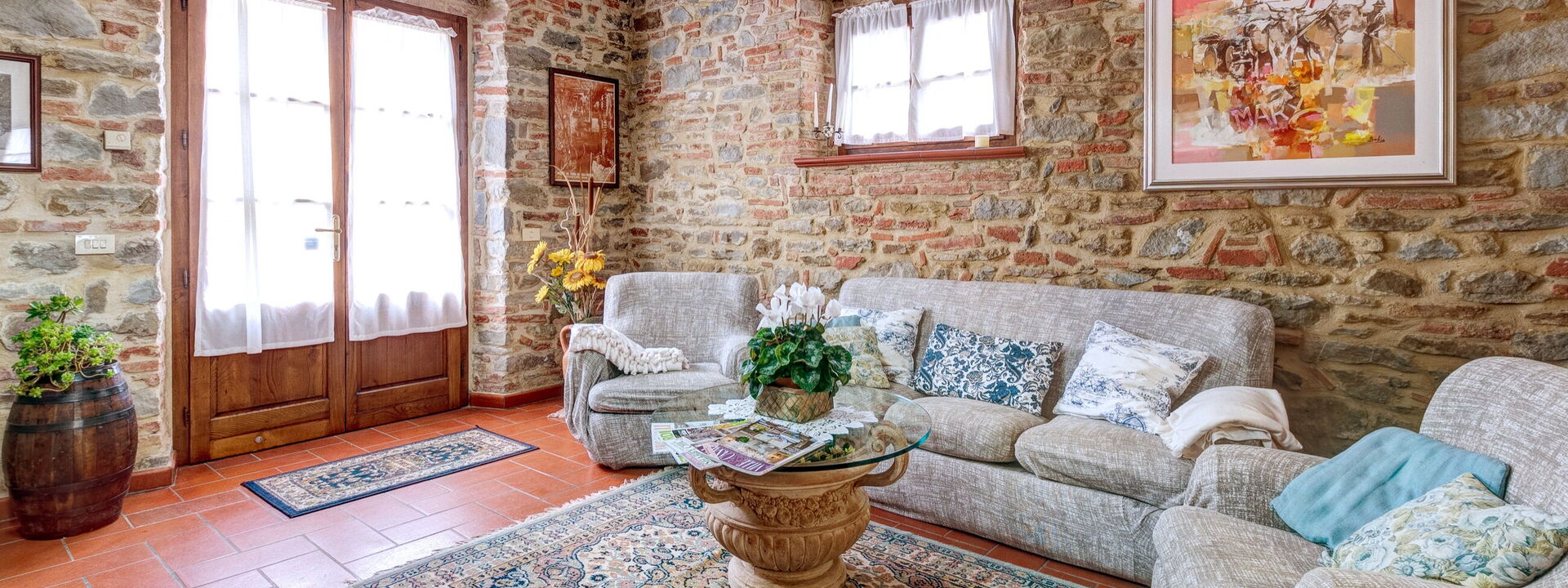 Relais Sogno Dei Fiori: relais-sogno-dei-fiori-fratticiola-cortona-villa-living-room