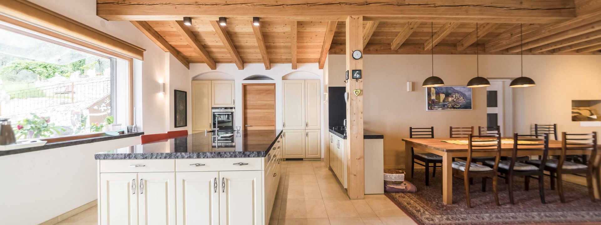 Dimora Delle Ninfee Del Garda: dimora-delle-ninfee-del-garda-castelletto-villa-kitchen