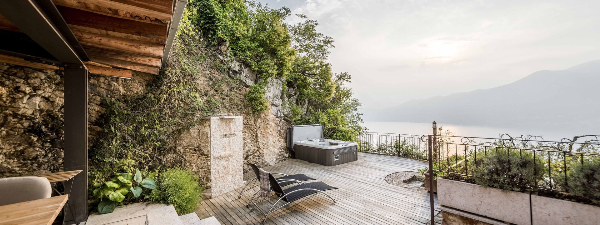 Dimora Delle Ninfee Del Garda: dimora-delle-ninfee-del-garda-castelletto-villa-external