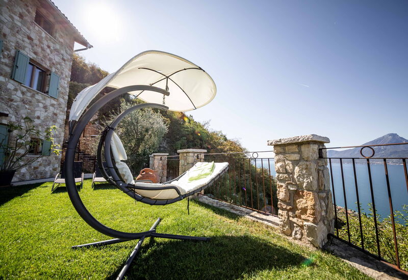 Dimora Delle Ninfee Del Garda: dimora-delle-ninfee-del-garda-castelletto-villa-terrace