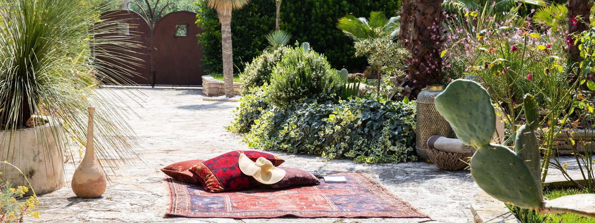 Villa Salento Shine: Building Exterior, Garden, Outdoor