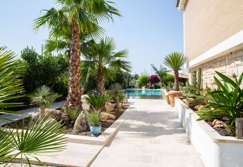 Villa Salento Shine: Building Exterior, Garden, Outdoor