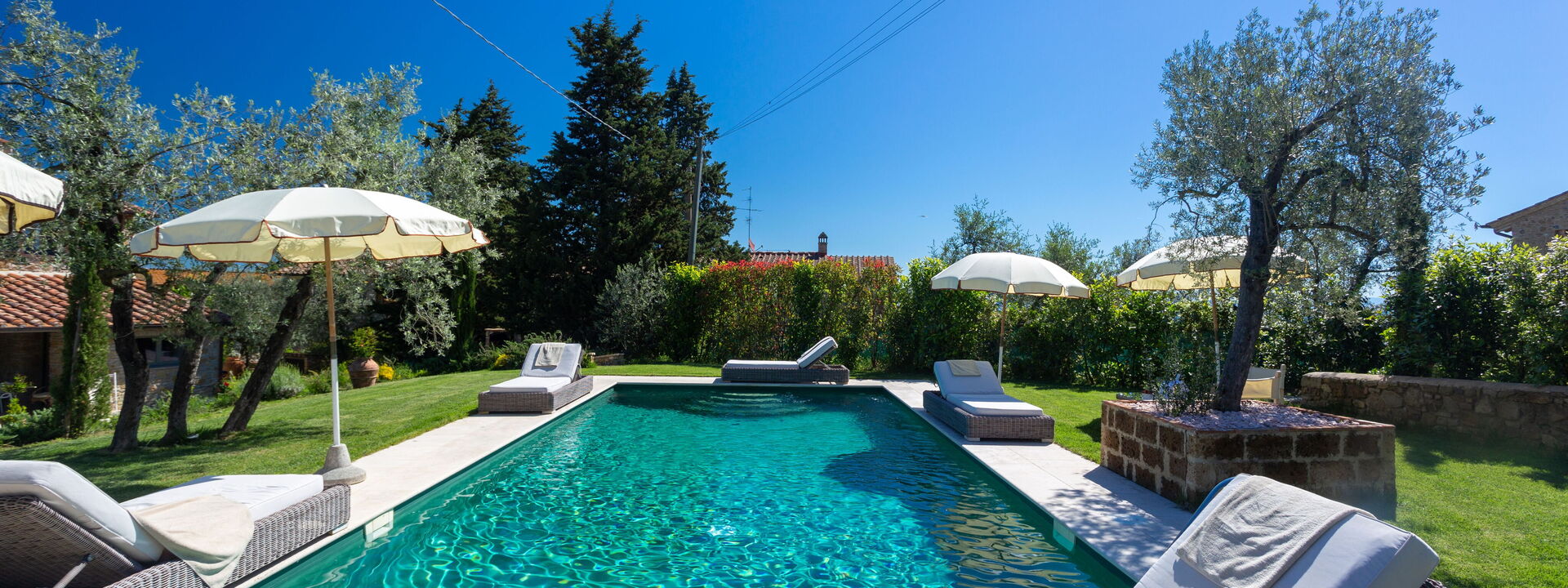 Villa Ligheia: Schwimmbad