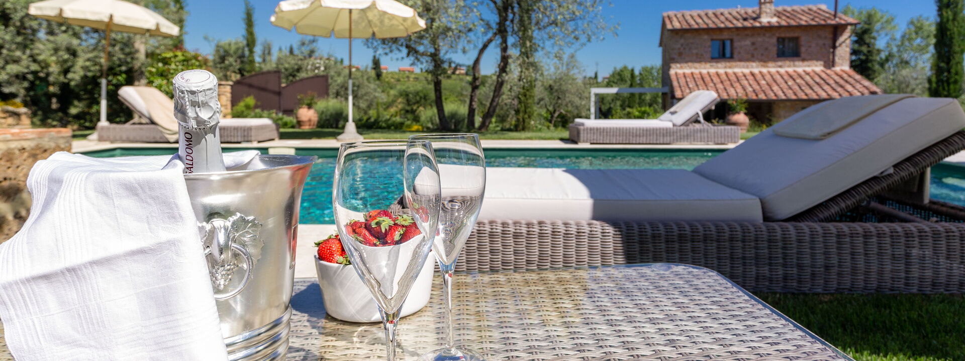 Villa Ligheia: Schwimmbad