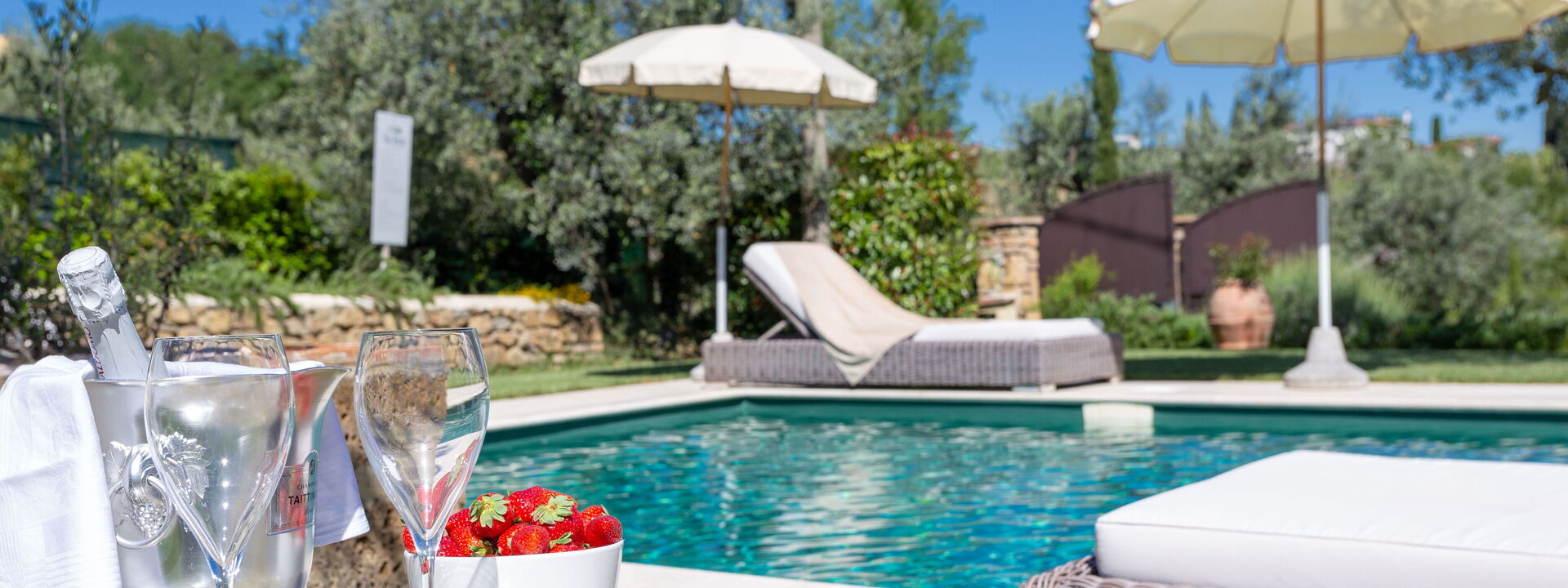 Villa Ligheia: Schwimmbad