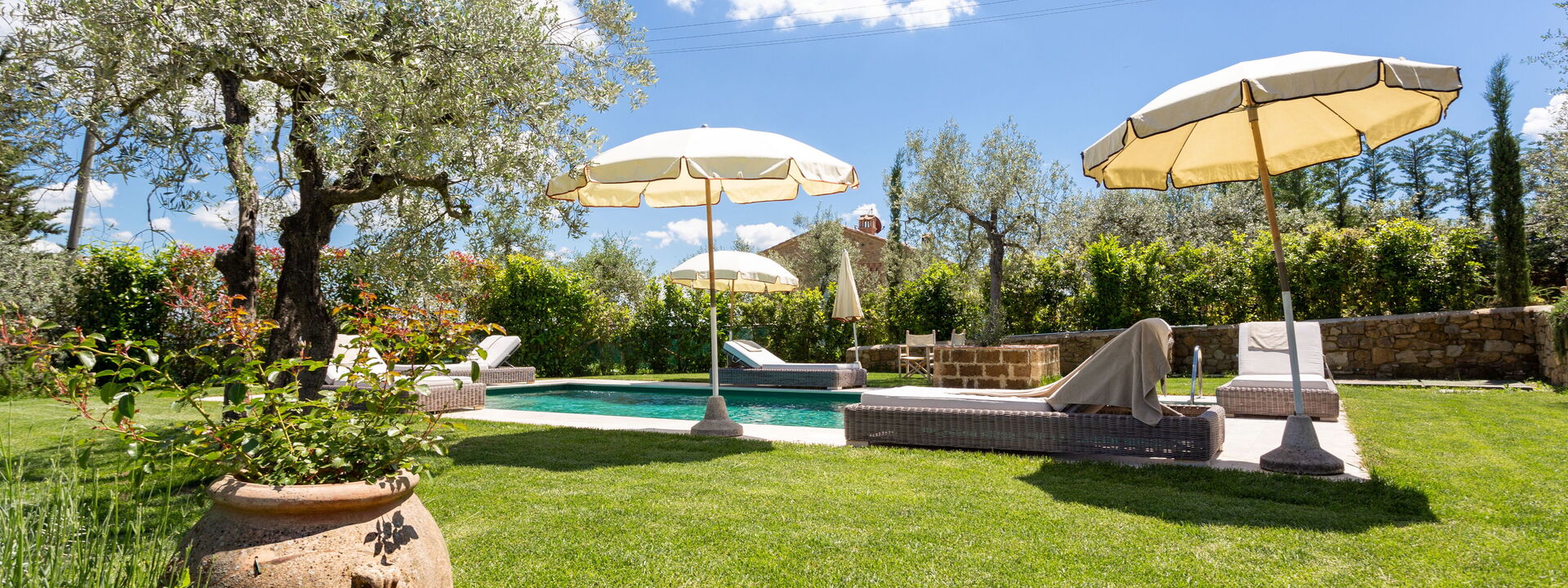 Villa Ligheia: Schwimmbad