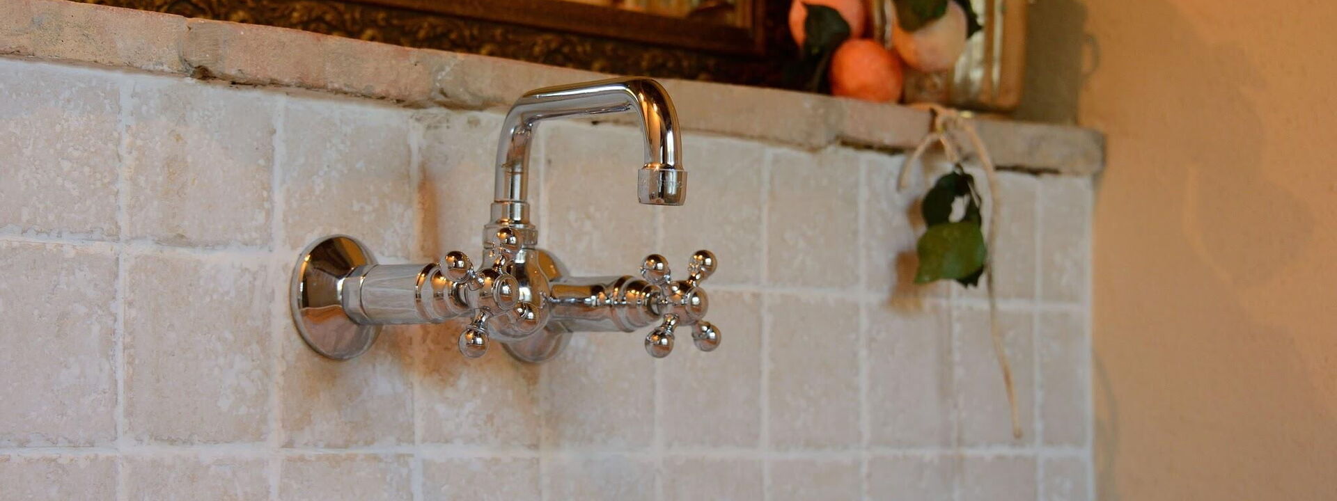 Antico Casolare: antico-casolare-colli-al-metauro-pesaro-urbino-bathroom-detail