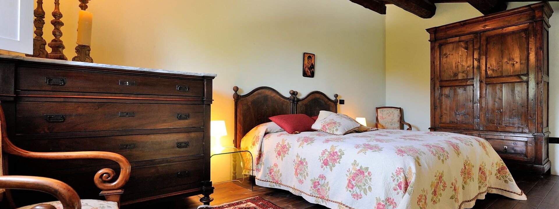 Villa Tombolina: villa-tombolina-colli-al-metauro-pesaro-urbino-bedroom