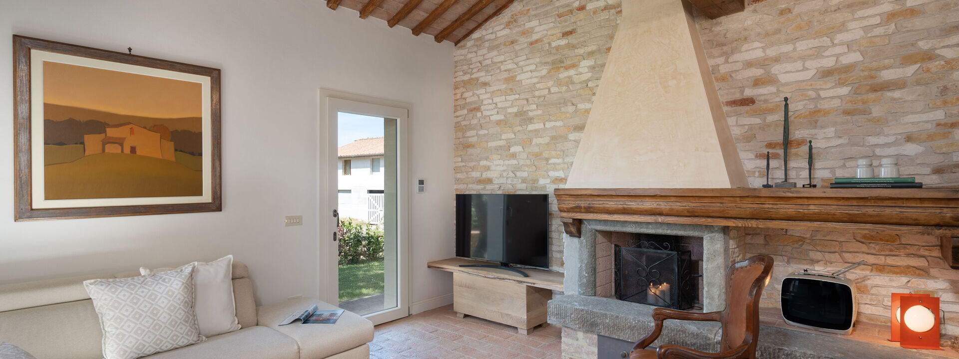 Villa Noemi: Autunno, Caratteristiche, Dettagli della stanza, Estate, Primavera, Soggiorno