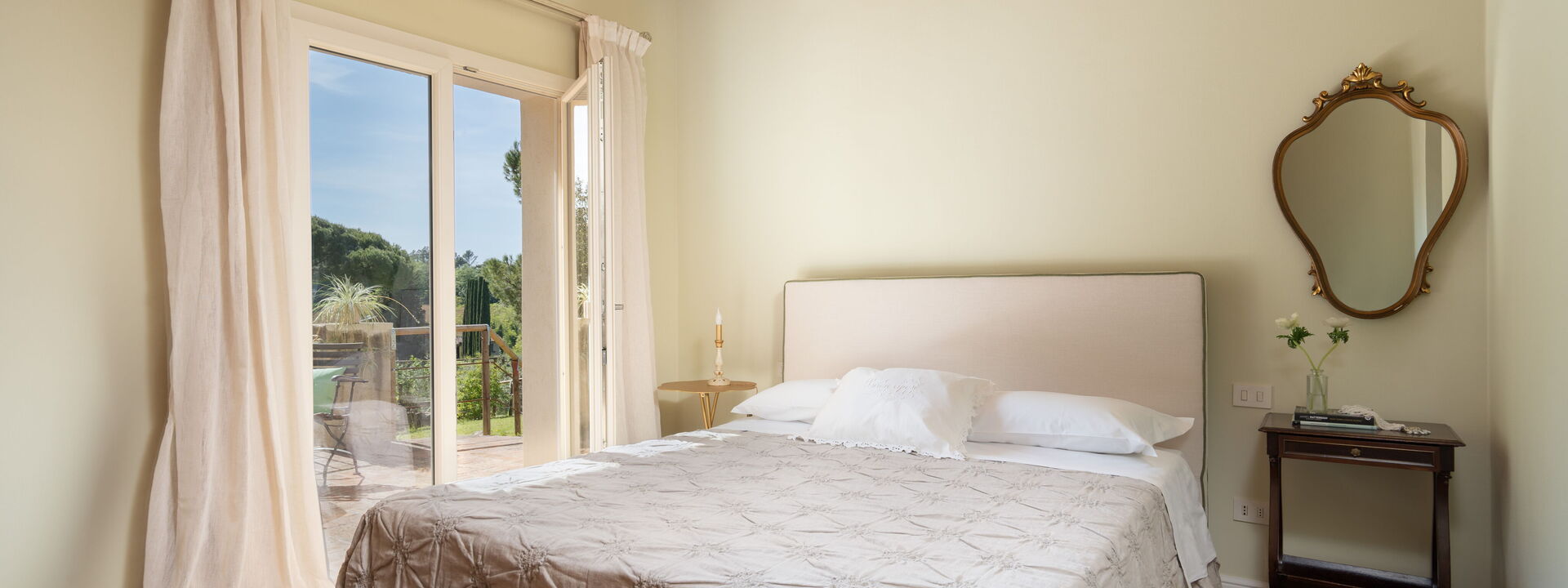 Villa Noemi: Autunno, Camera da letto, Caratteristiche, Dettagli della stanza, Estate, Primavera