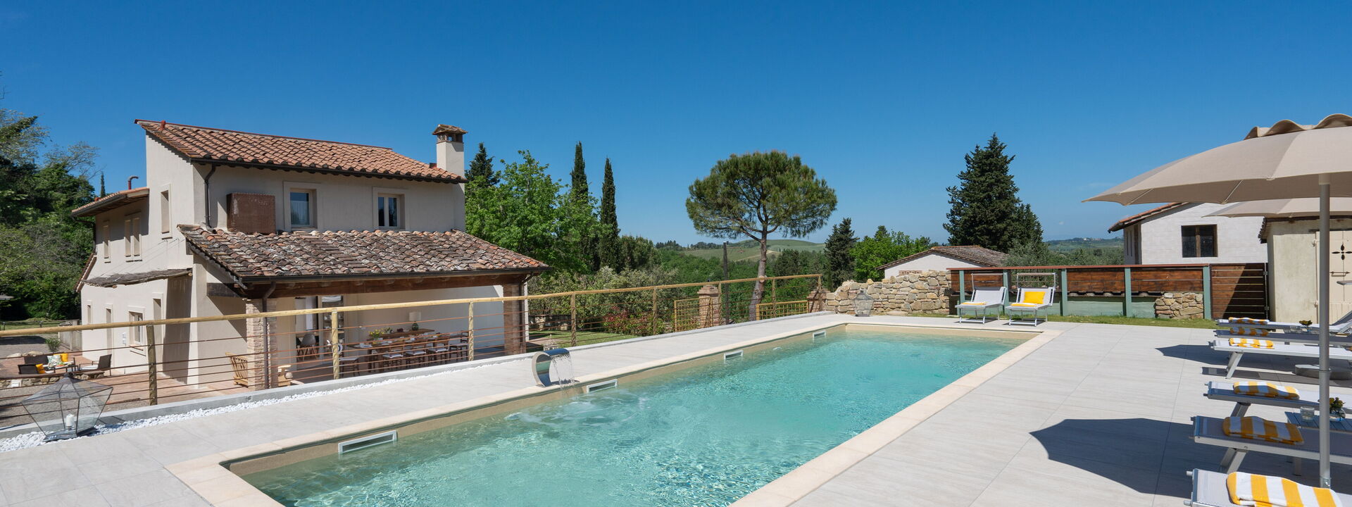 Villa Noemi: Autunno, Caratteristiche, Estate, Esterni, Giardino, Piscina, Primavera