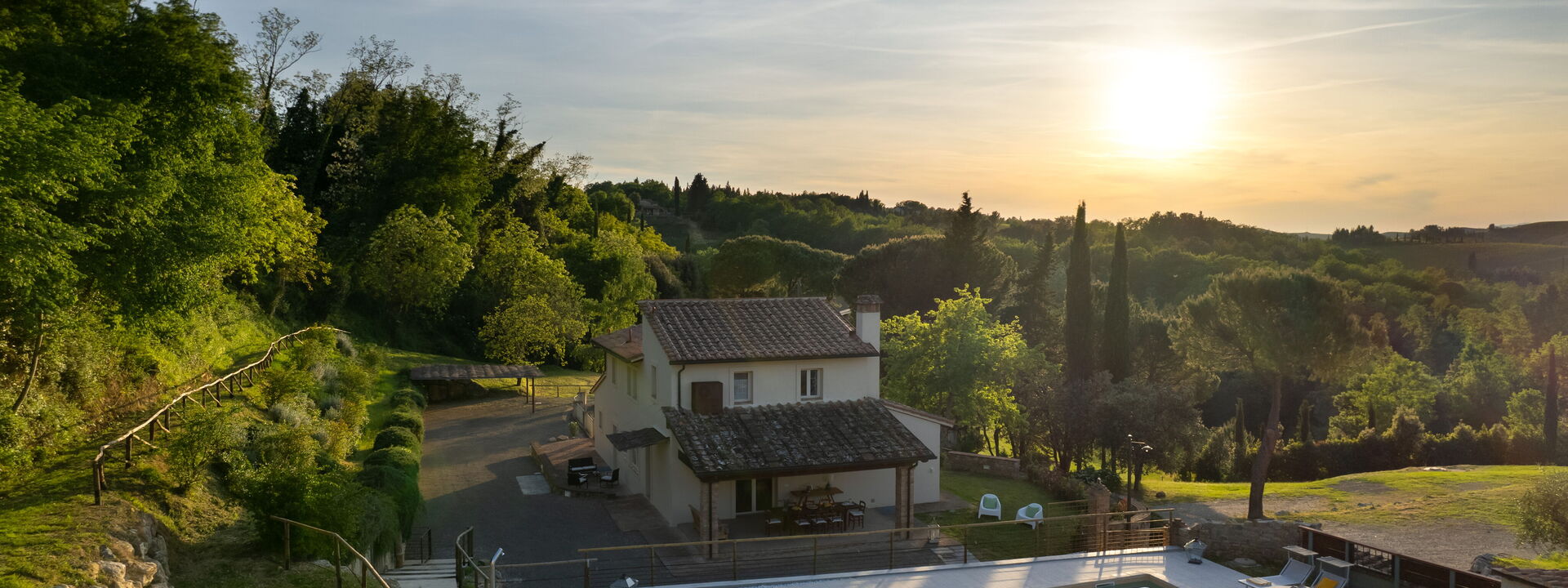 Villa Noemi: Autunno, Caratteristiche, Estate, Esterni, Giardino, Piscina, Primavera