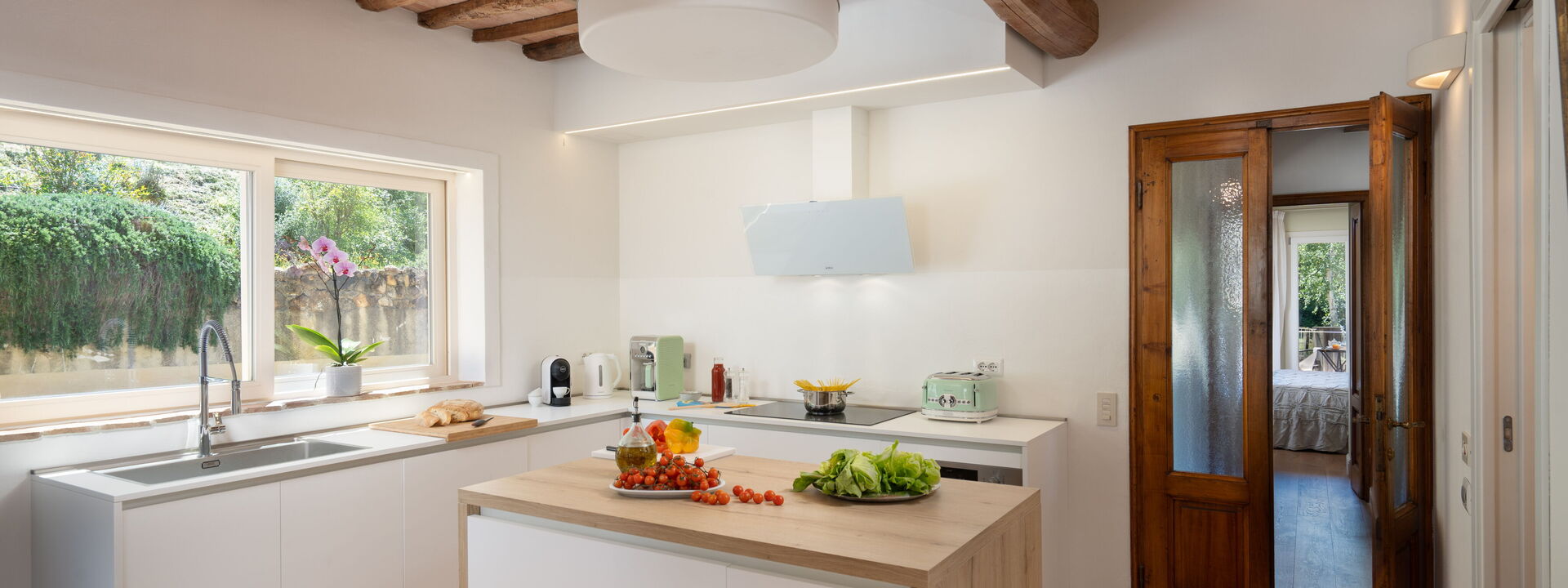 Villa Noemi: Autunno, Caratteristiche, Cucina, Dettagli della stanza, Estate, Primavera