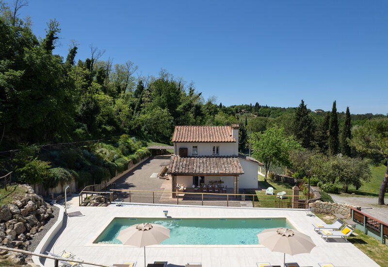 Villa Noemi: Autunno, Caratteristiche, Estate, Esterni, Giardino, Piscina, Primavera