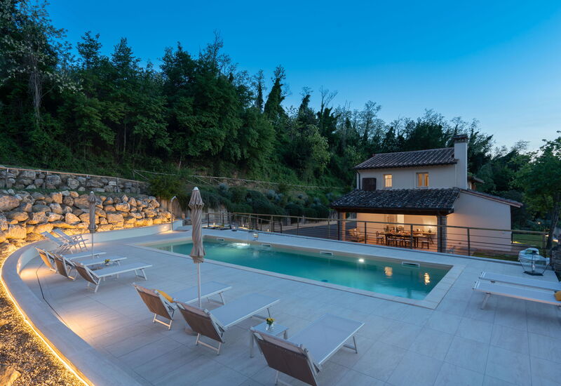 Villa Noemi: Autunno, Caratteristiche, Estate, Esterni, Giardino, Piscina, Primavera