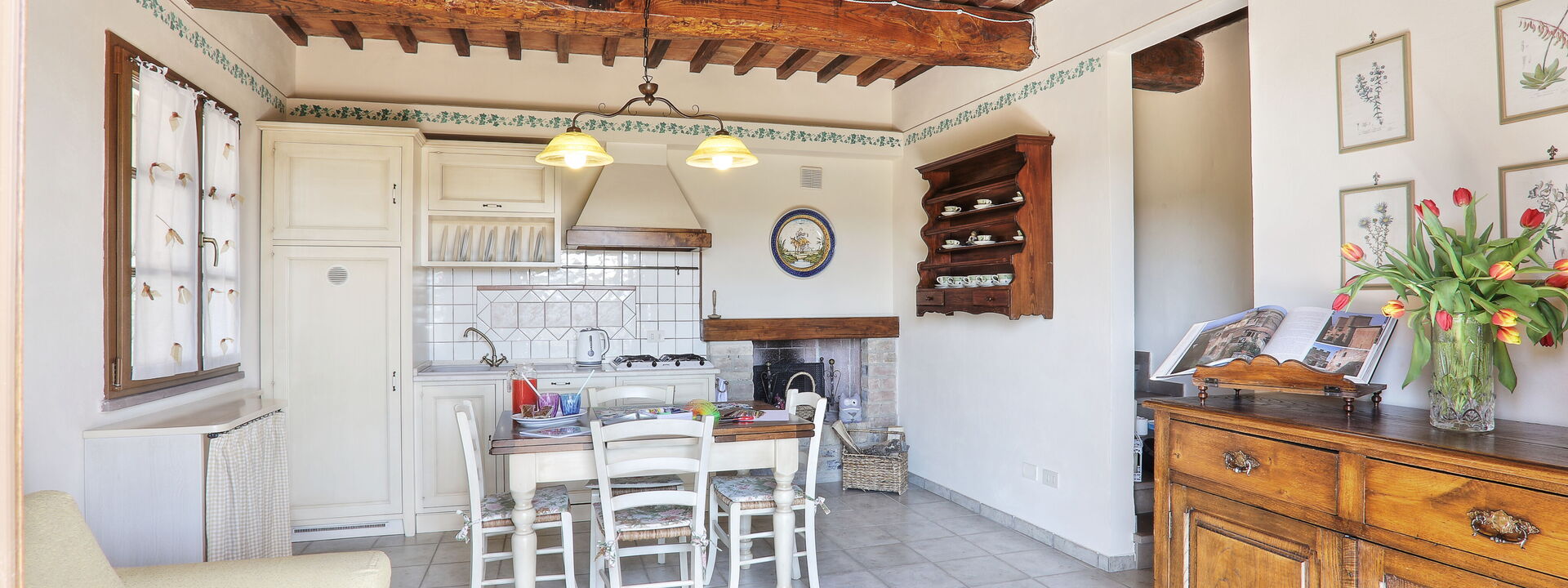 Villa Sunshine: Autunno, Cucina, Estate, Primavera