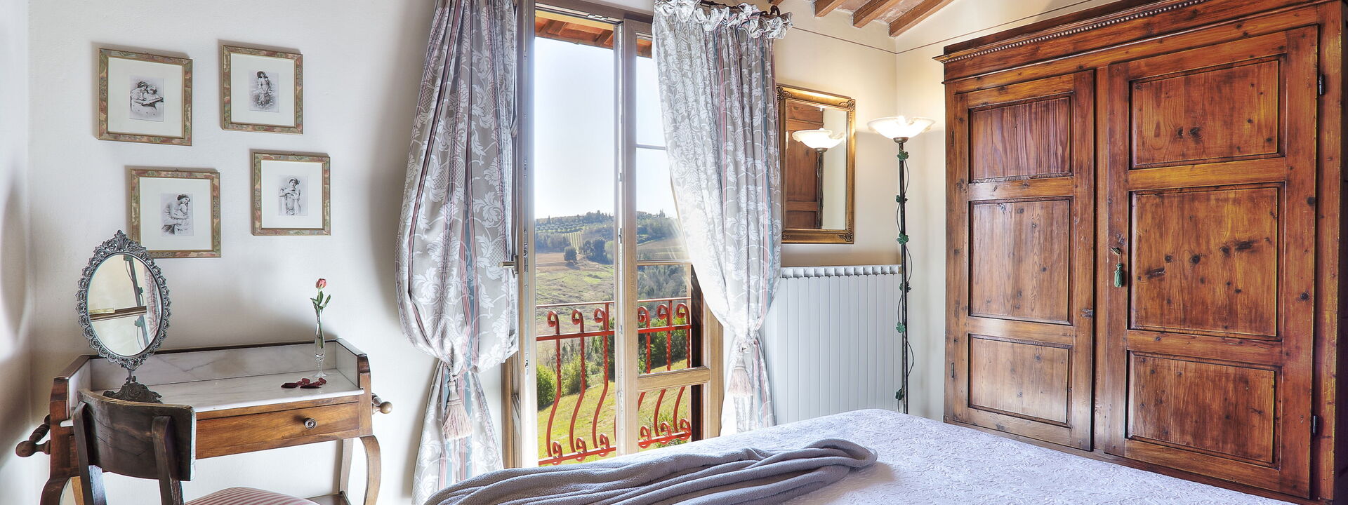 Villa Sunshine: Autunno, Camera da letto, Estate, Primavera