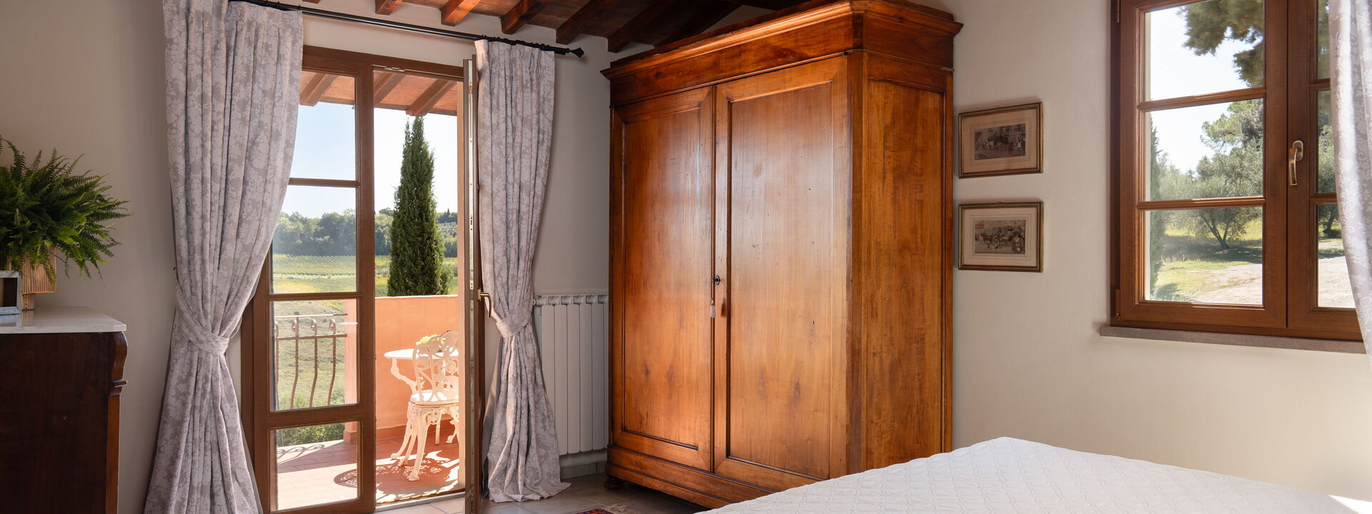 Villa Sunshine: Automne, chambre à coucher, Été, Printemps