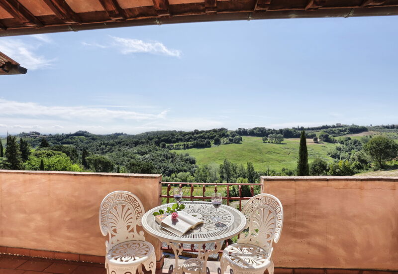 Villa Sunshine: Autunno, Estate, Esterni, Primavera