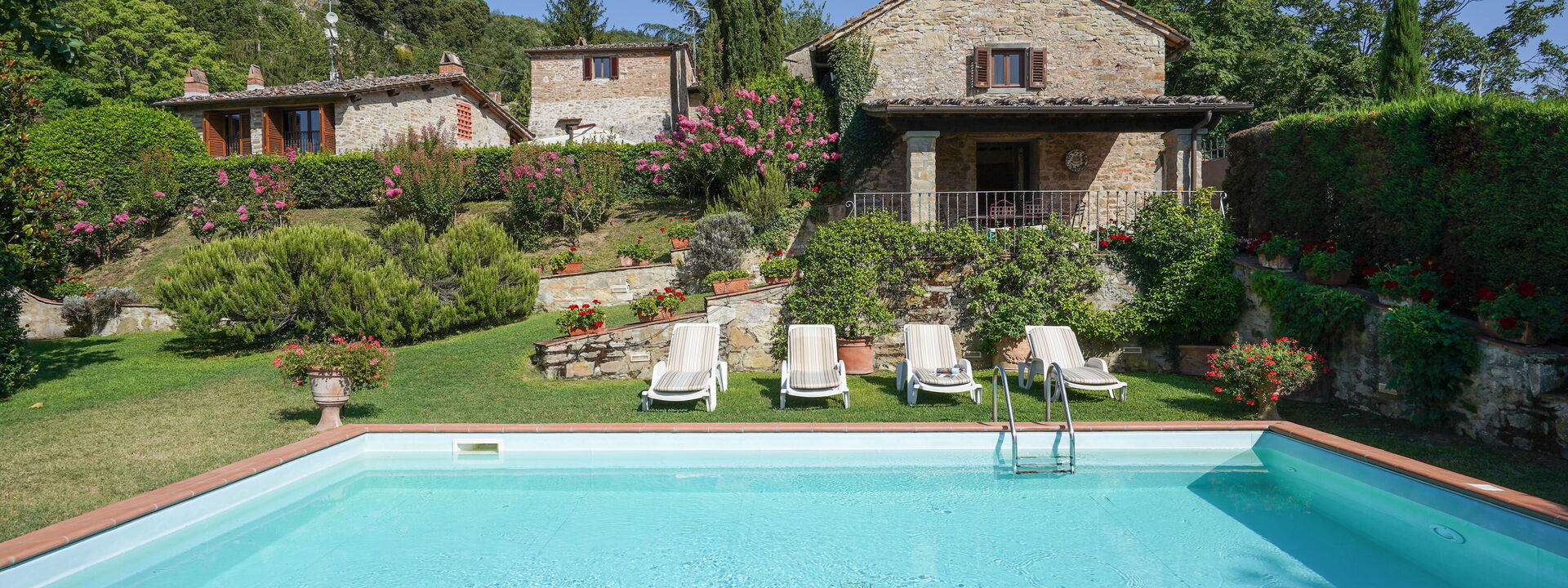 Villa Stefano: Building Exterior, Pool