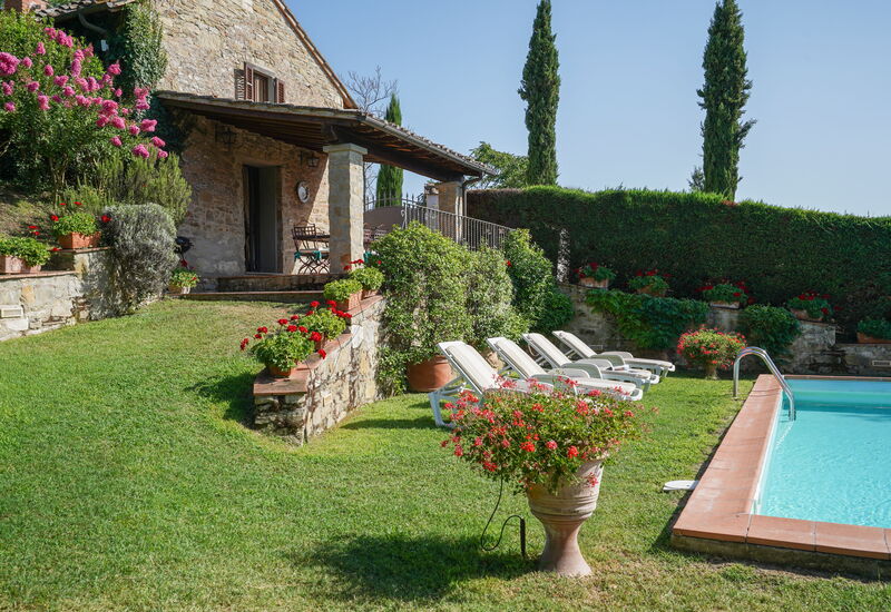 Villa Stefano: Außen, Schwimmbad