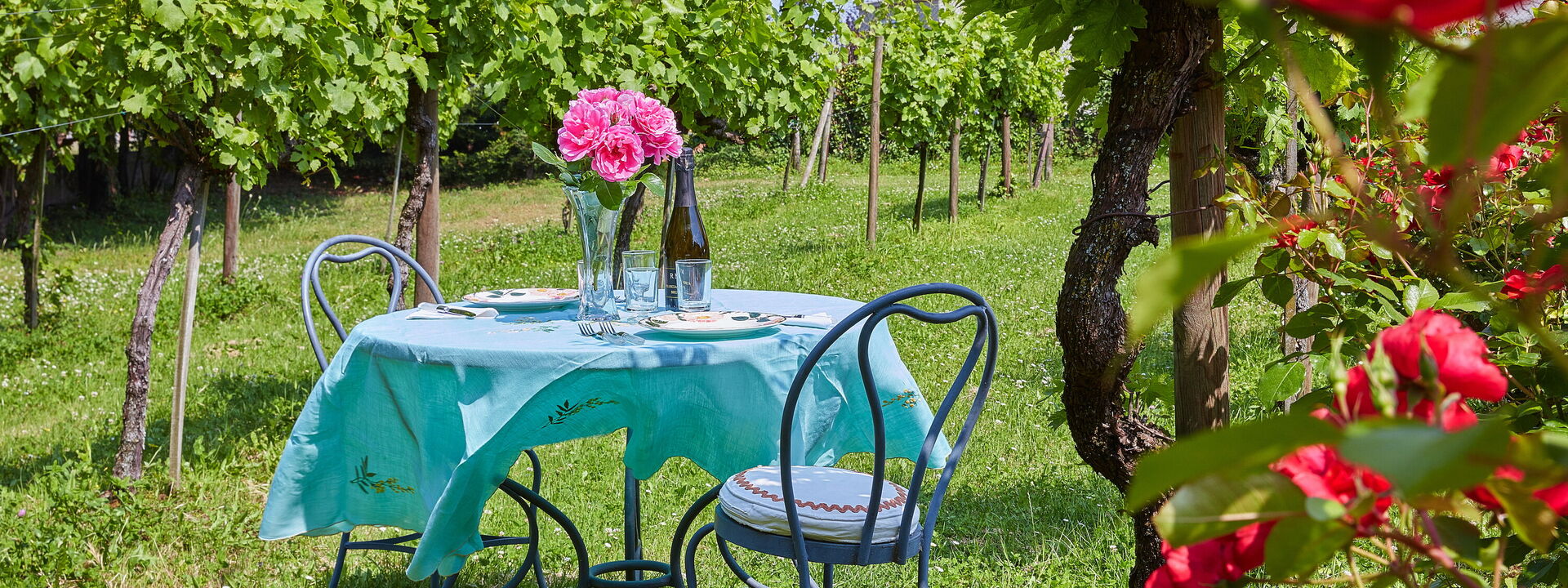 Villa Franciacorta: Außen, Ausstattung, Draussen, Frühling, Garten, Herbst, Sommer