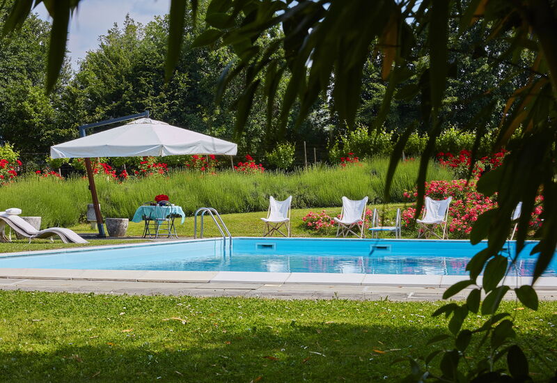Villa Franciacorta: Amenities, Autumn, Building Exterior, Garden, Outdoor, Pool, Spring, Summer