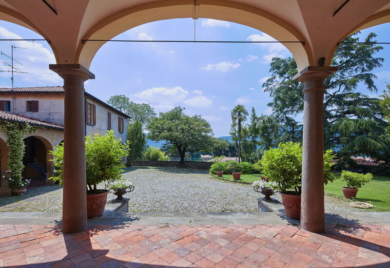 Villa Franciacorta: Amenities, Autumn, Building Exterior, Garden, Outdoor, Spring, Summer