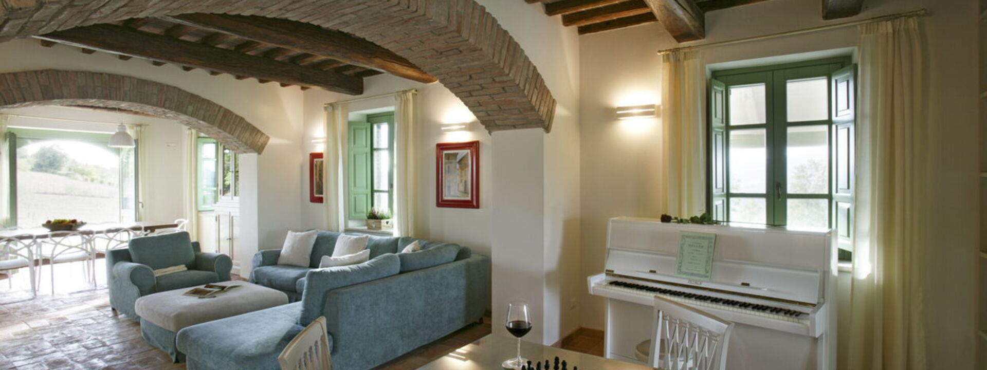 Villa Irene: Autunno, Caratteristiche, Dettagli della stanza, Estate, Primavera, Soggiorno