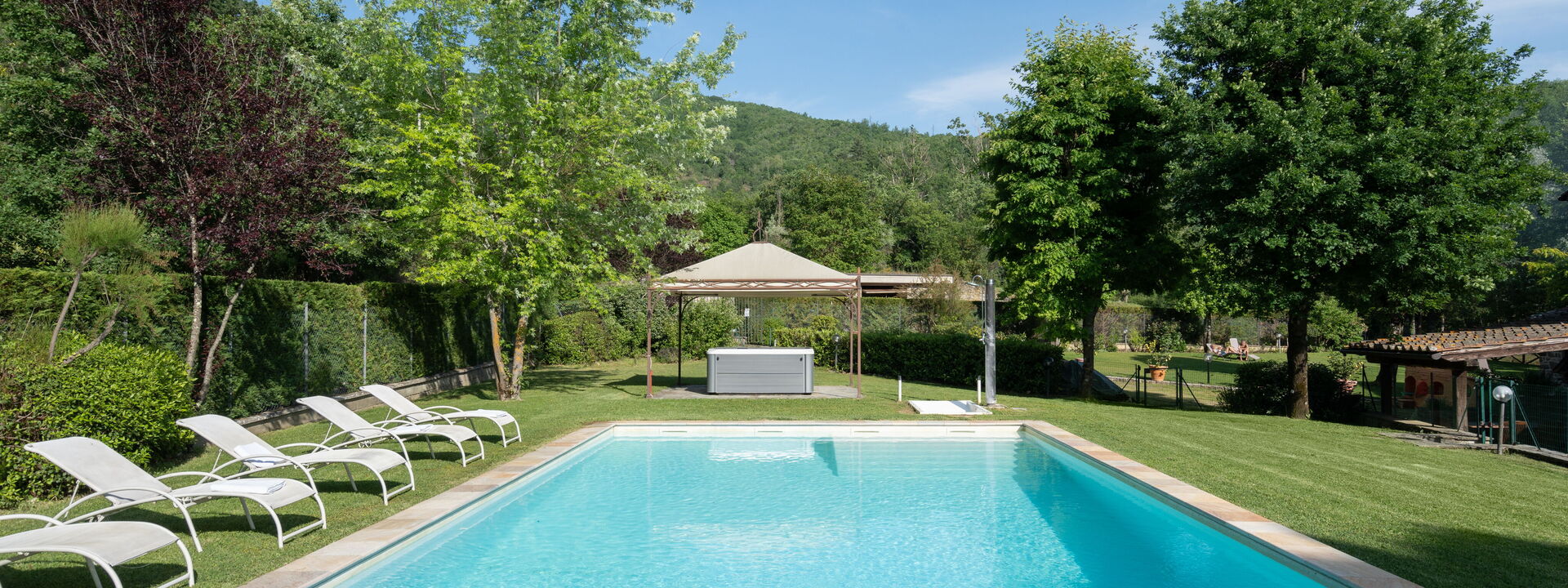 Il Mulino Di Vogognano - Subbiano, Private Pool, Jacuzzi, Wifi, Tuscany: Amenities, Autumn, Building Exterior, Garden, Pool, Spring, Summer