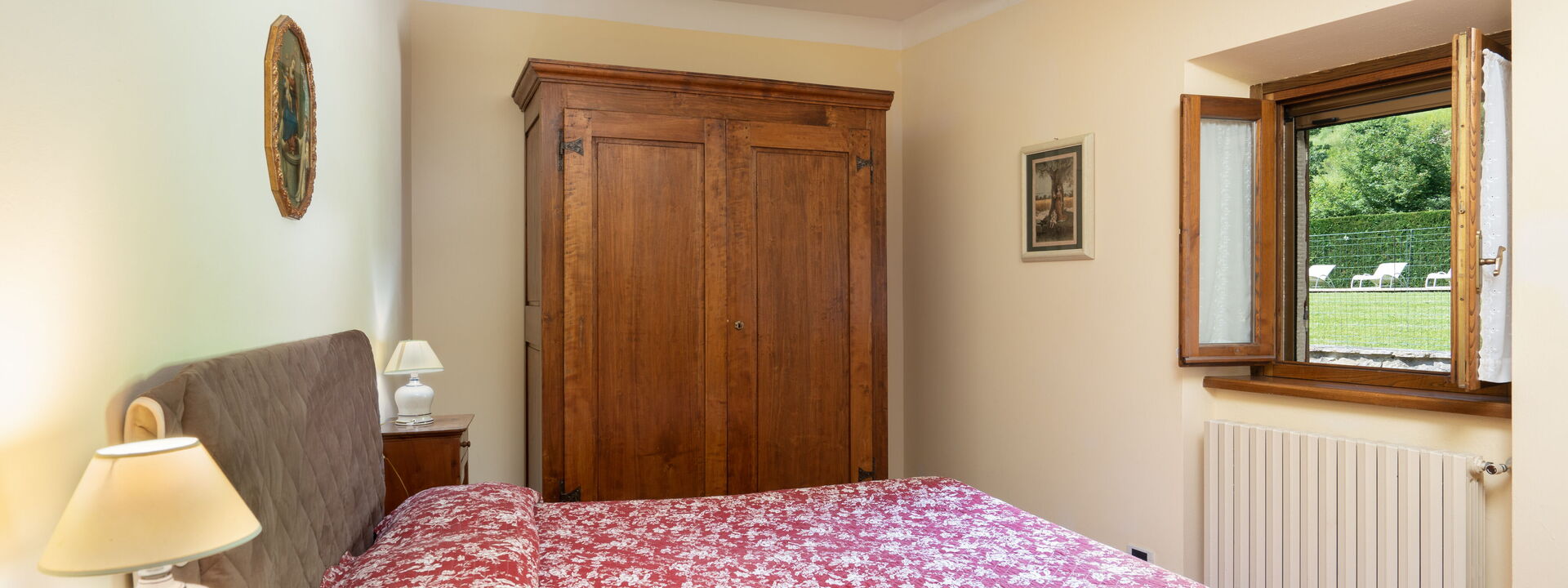 Il Mulino Di Vogognano - Subbiano, Private Pool, Jacuzzi, Wifi, Tuscany: Amenities, Autumn, Bedroom, Room Detail, Spring, Summer