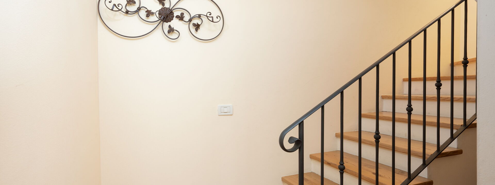 Villa Olivi - Subbiano, Toscana, Pool And Nature: Amenities, Autumn, Other Room, Room Detail, Spring, Summer