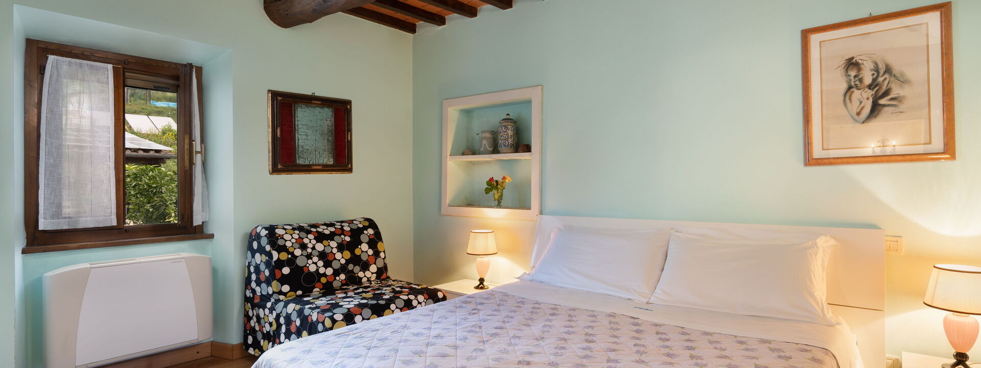 Villa Olivi - Subbiano, Toscana, Pool And Nature: Amenities, Autumn, Bedroom, Room Detail, Spring, Summer