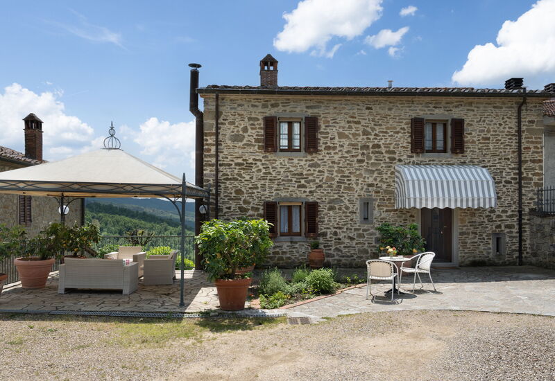 Villa Olivi - Subbiano, Toscana, Pool And Nature: Außen, Ausstattung, Frühling, Garten, Haupteingang, Herbst, Sommer