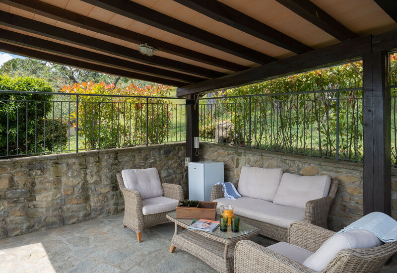 Villa Olivi - Subbiano, Toscana, Pool And Nature: Außen, Ausstattung, Frühling, Garten, Herbst, Sommer