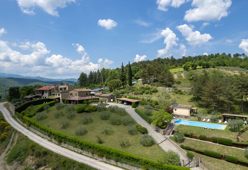 Villa Olivi - Subbiano, Toscana, Pool And Nature: Außen, Ausstattung, Frühling, Garten, Herbst, Sommer